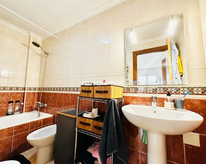 Image No.12-3 Bed Apartment for sale