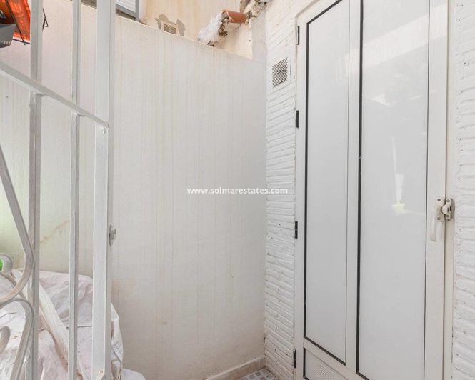 Image No.23-2 Bed Bungalow for sale