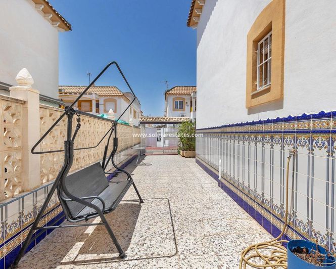 Image No.24-2 Bed Bungalow for sale