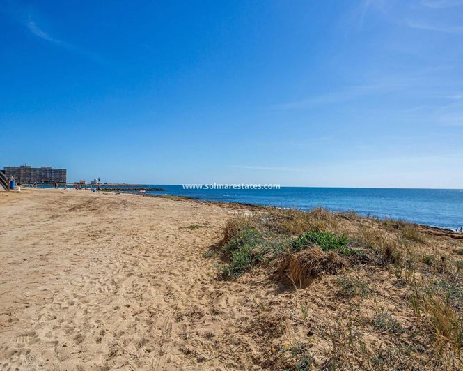 Image No.32-2 Bed Apartment for sale