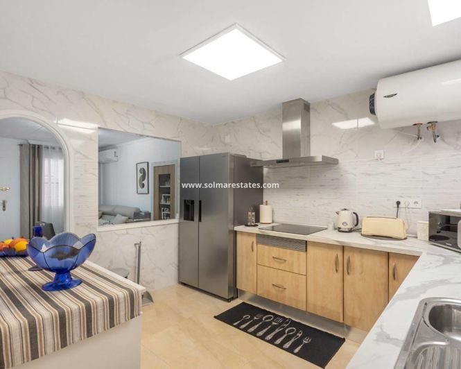 Image No.16-2 Bed Bungalow for sale