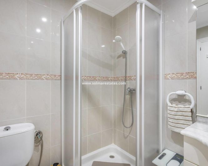 Image No.9-2 Bed Bungalow for sale