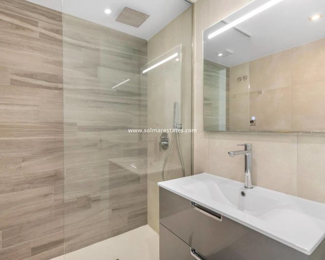 Image No.16-2 Bed Apartment for sale