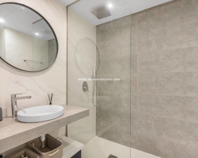 Image No.19-2 Bed Apartment for sale