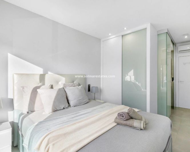 Image No.23-2 Bed Apartment for sale