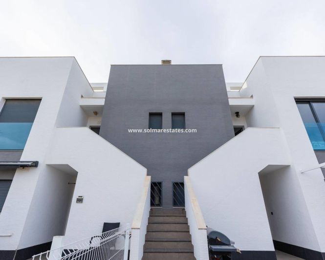 Image No.31-2 Bed Apartment for sale