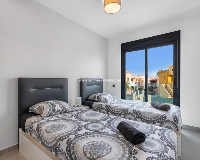 Image No.7-2 Bed Apartment for sale