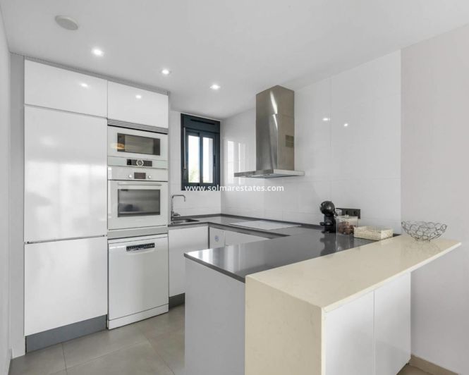 Image No.9-2 Bed Apartment for sale