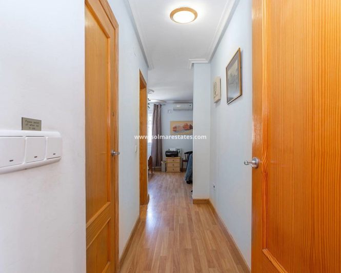 Image No.13-6 Bed Villa for sale