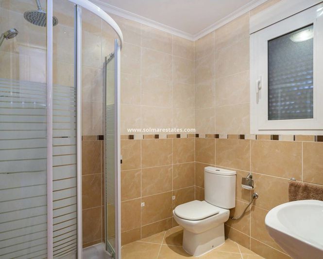 Image No.20-6 Bed Villa for sale