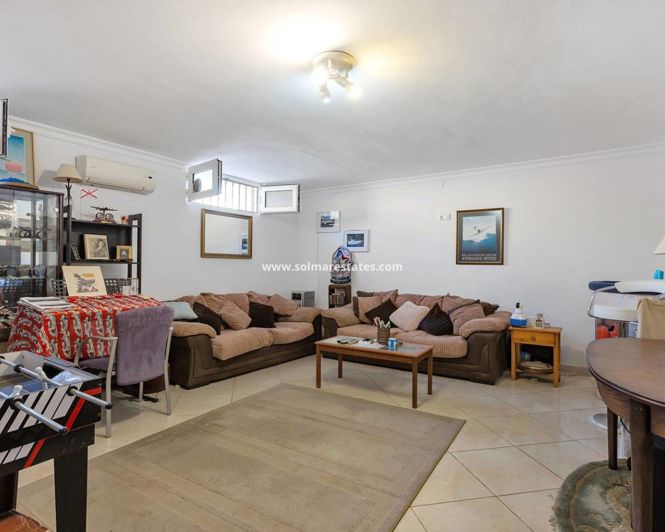 Image No.29-6 Bed Villa for sale