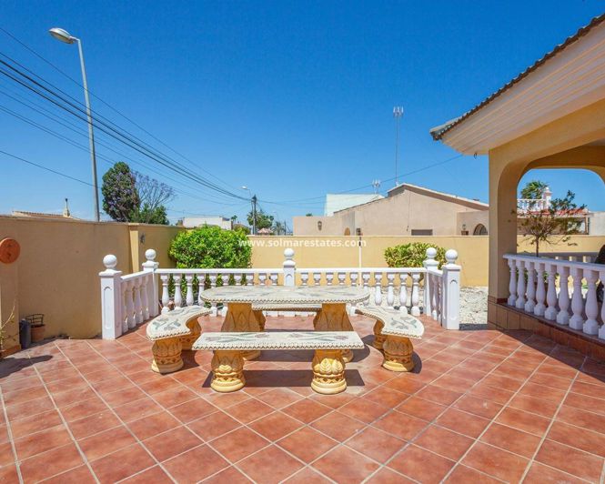 Image No.35-6 Bed Villa for sale