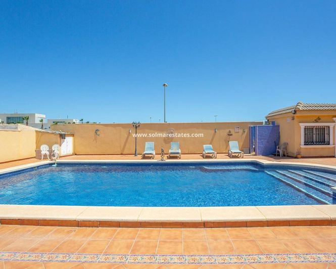 Image No.47-6 Bed Villa for sale