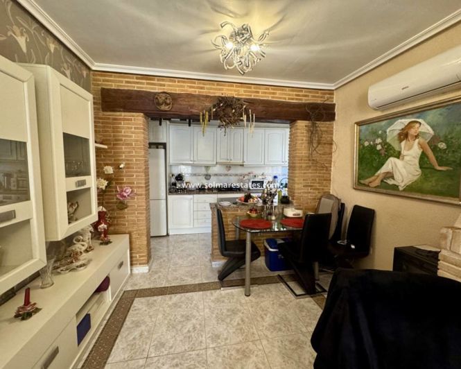 Image No.15-3 Bed House for sale