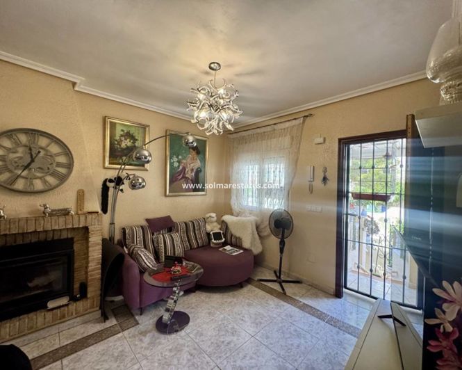 Image No.16-3 Bed House for sale