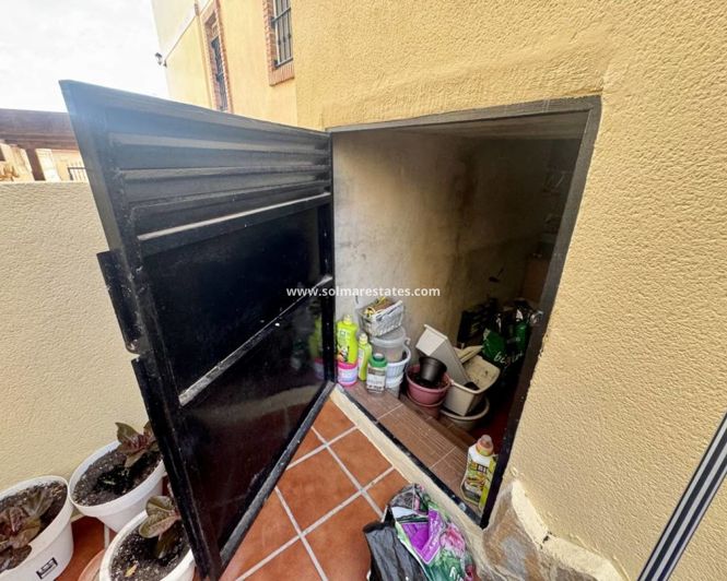 Image No.25-3 Bed House for sale