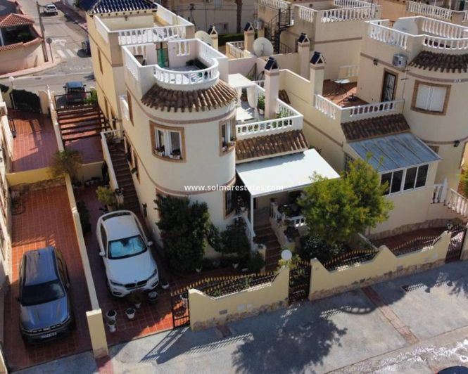 Image No.28-3 Bed House for sale