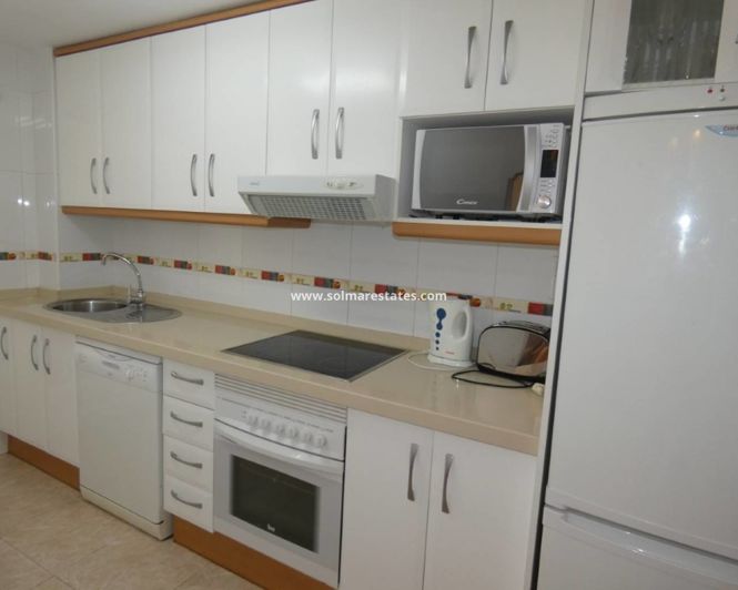 Image No.18-3 Bed Apartment for sale