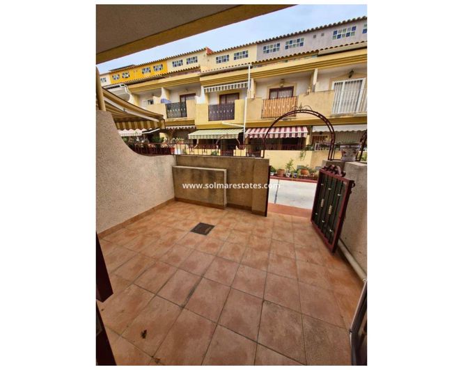 Image No.12-3 Bed Townhouse for sale