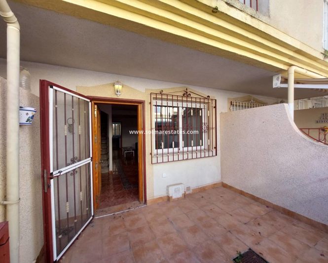 Image No.13-3 Bed Townhouse for sale