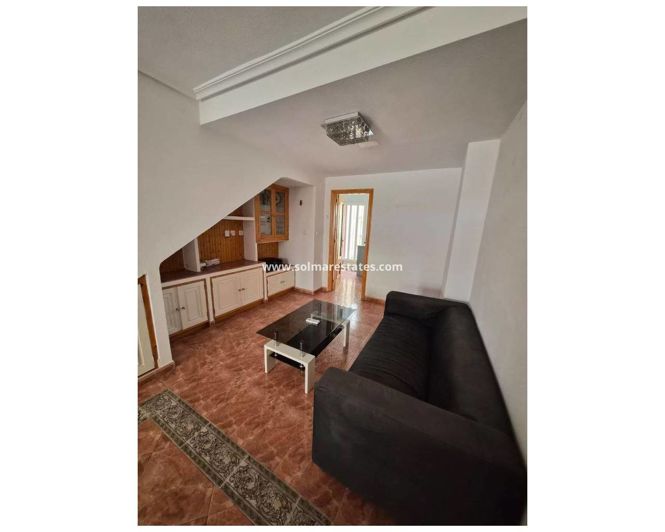 Image No.14-3 Bed Townhouse for sale