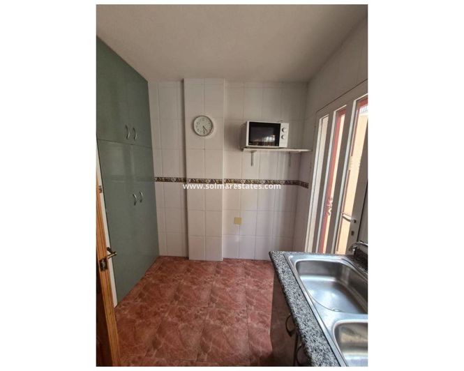 Image No.16-3 Bed Townhouse for sale