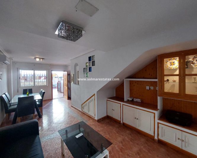 Image No.2-3 Bed Townhouse for sale