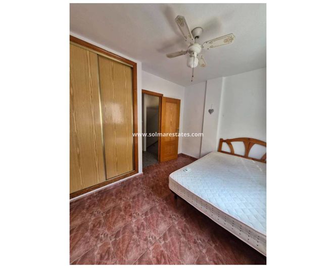 Image No.21-3 Bed Townhouse for sale