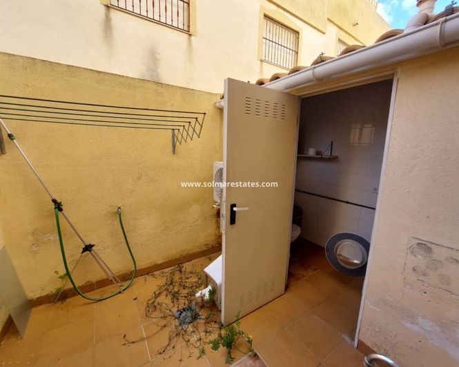 Image No.27-3 Bed Townhouse for sale