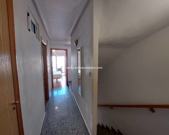 Image No.29-3 Bed Townhouse for sale