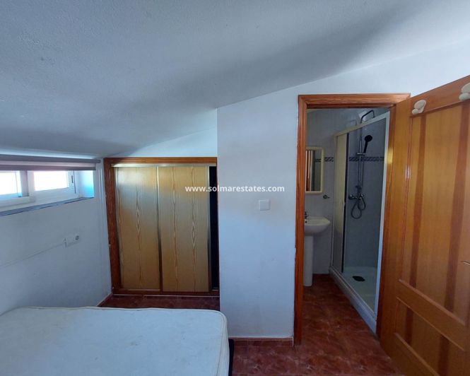 Image No.42-3 Bed Townhouse for sale