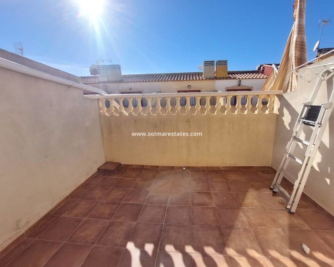 Image No.43-3 Bed Townhouse for sale