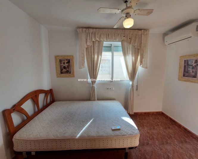 Image No.6-3 Bed Townhouse for sale