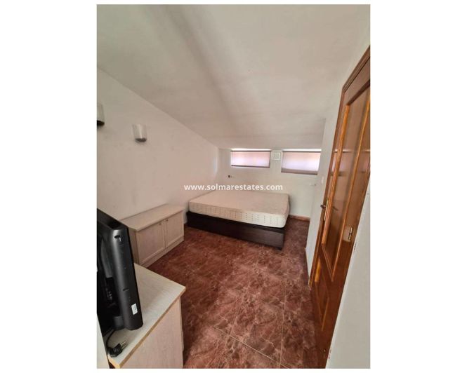 Image No.9-3 Bed Townhouse for sale