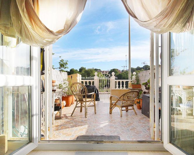 Image No.18-3 Bed House for sale