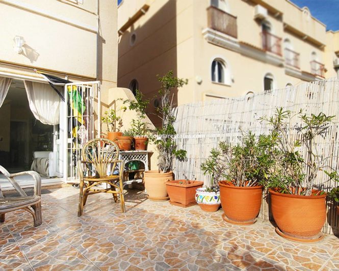 Image No.19-3 Bed House for sale