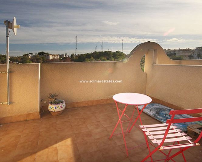 Image No.20-3 Bed House for sale