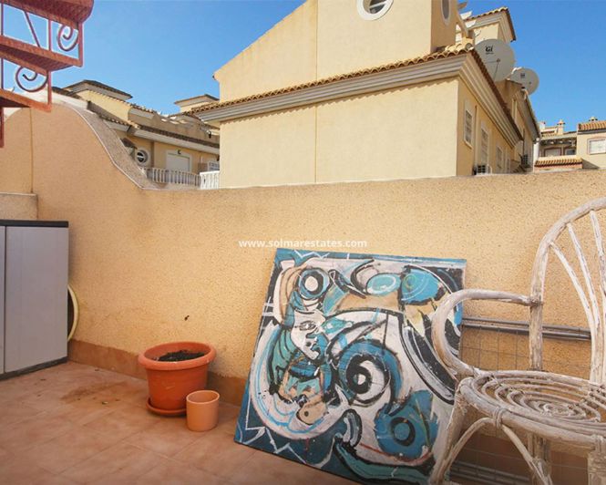 Image No.22-3 Bed House for sale