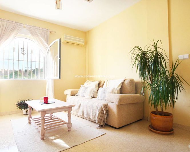 Image No.4-3 Bed House for sale