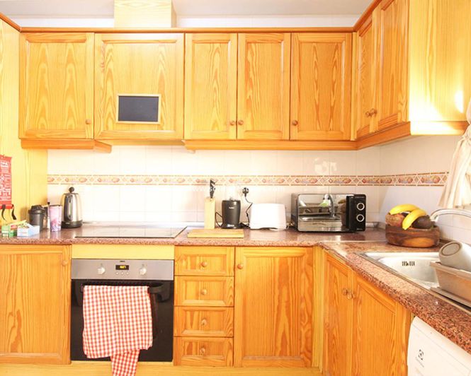 Image No.9-3 Bed House for sale