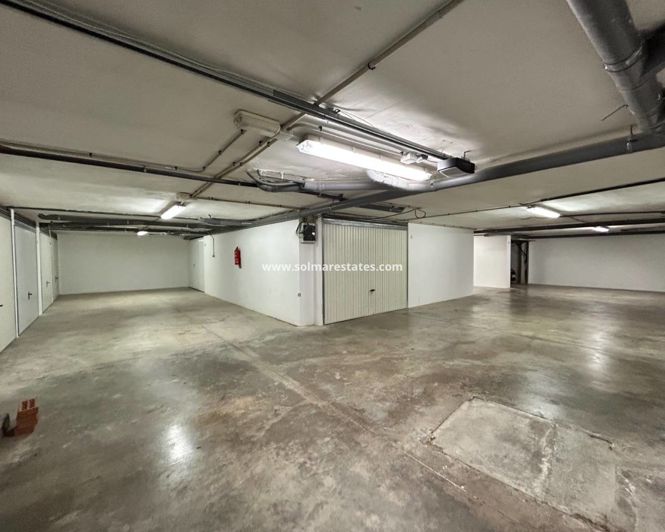 Image No.27-3 Bed Apartment for sale