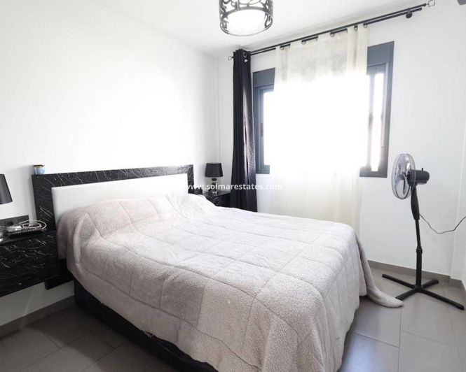 Image No.43-2 Bed Apartment for sale