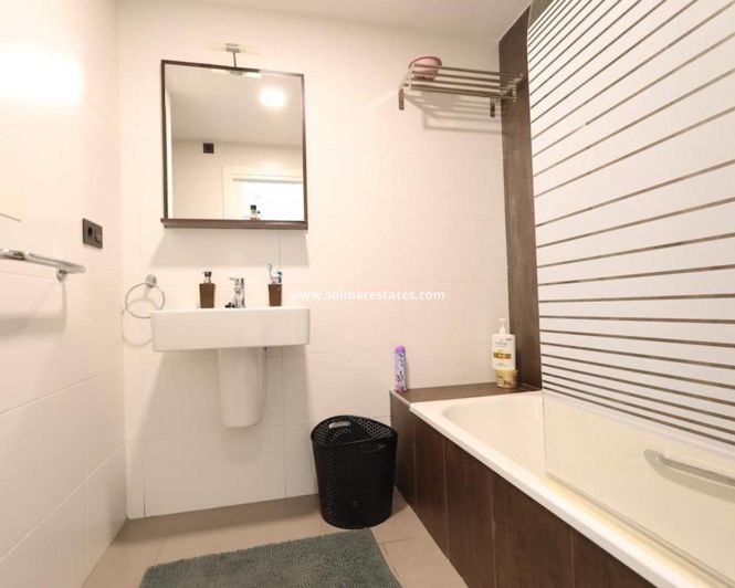 Image No.45-2 Bed Apartment for sale