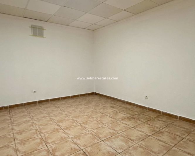 Image No.33-Villa de 4 chambres à vendre à Villamartin