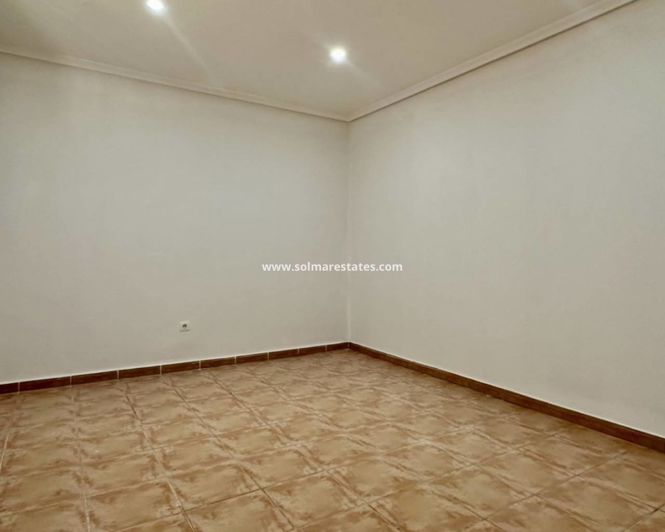 Image No.35-Villa de 4 chambres à vendre à Villamartin