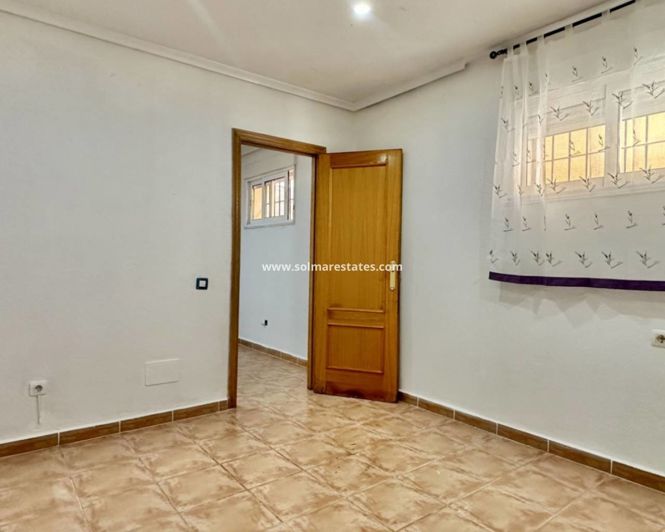 Image No.36-Villa de 4 chambres à vendre à Villamartin