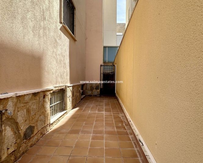 Image No.47-Villa de 4 chambres à vendre à Villamartin