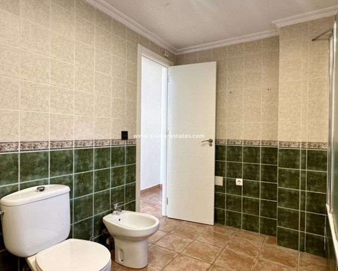 Image No.6-Villa de 4 chambres à vendre à Villamartin