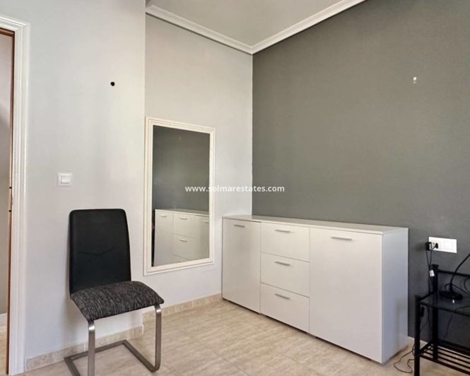 Image No.32-3 Bed House for sale