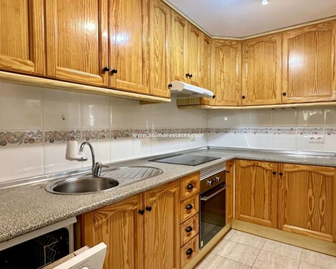 Image No.4-3 Bed House for sale